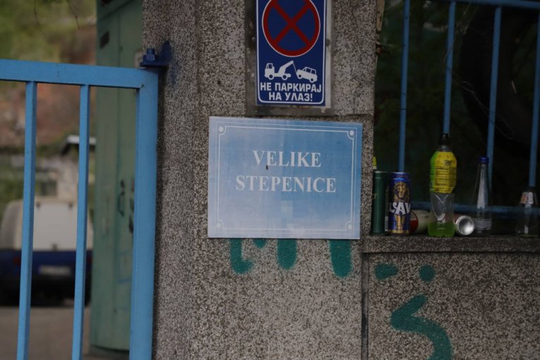 Hostel gde su uhapšeni blokaderi