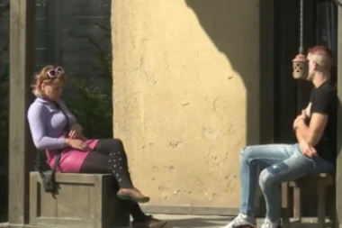 SADA I ZVANIČNO: Obelodanjena CIFRA koju MESEČNO ZARAĐUJE učesnica rijalitija, ZAVRTEĆE VAM SE U GLAVI! (GALERIJA)