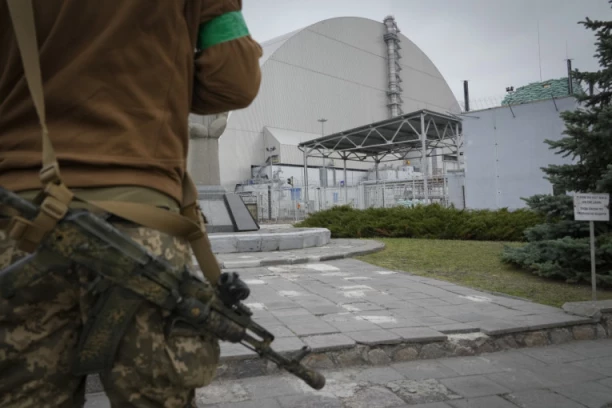 RADIJACIJA NA IZVOL'TE! Oštećen štit iznad nuklearnog reaktora