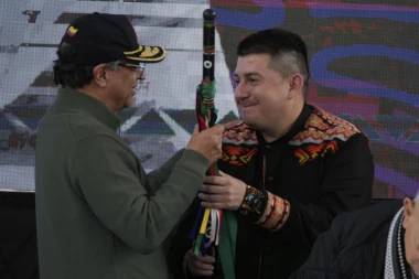 PREDALI EKSPLOZIVE I GRANATE DRŽAVI: Pobunjenici potpisali sporazum za predsednikom, "ORUŽANA BORBA JE ZASTARELA"