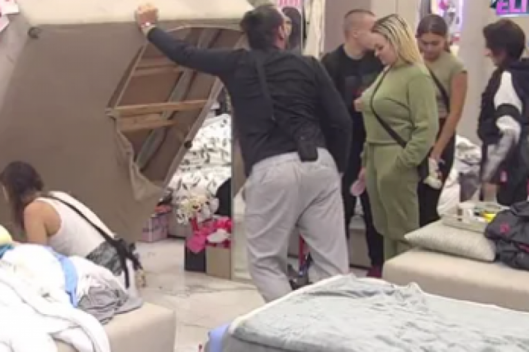 Takmičari Elite podigli krevet