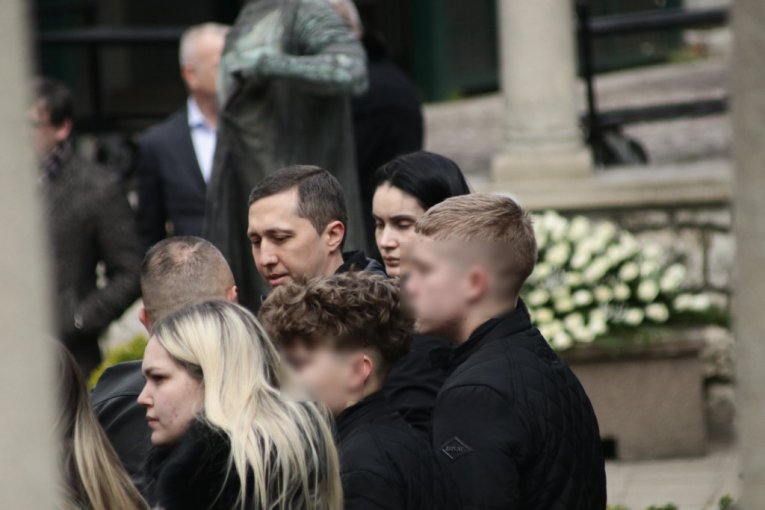 printskrin video Republika