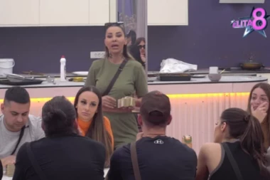 ANELI NE ZNA GDE BIJE: Cimerka je UNIŠTILA rečima, bivši momak dotukao! (VIDEO)