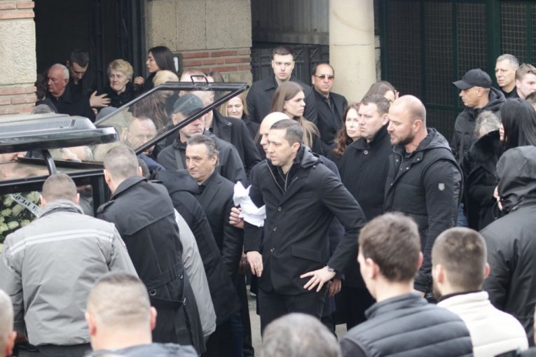 printskrin video Republika