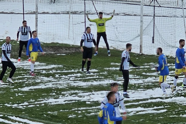 ZIMSKO-PROLEĆNI DERBI U SJENICI: Odlična partija po nešto težem terenu! (VIDEO)