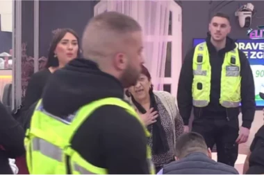 HITAN PREKID PROGRAMA, STRAVIČAN VRISAK SE PROLOMIO "ELITOM": Obezbeđenje OPKOLILO Belu kuću, Ana prebledela od straha!