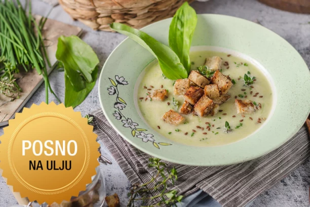 JEFTIN POSNI RUČAK KOJI OKREPLJUJE, ALI I LEČI: Najukusniji recept za domaću čorbu od biljke čija je sezona u jeku