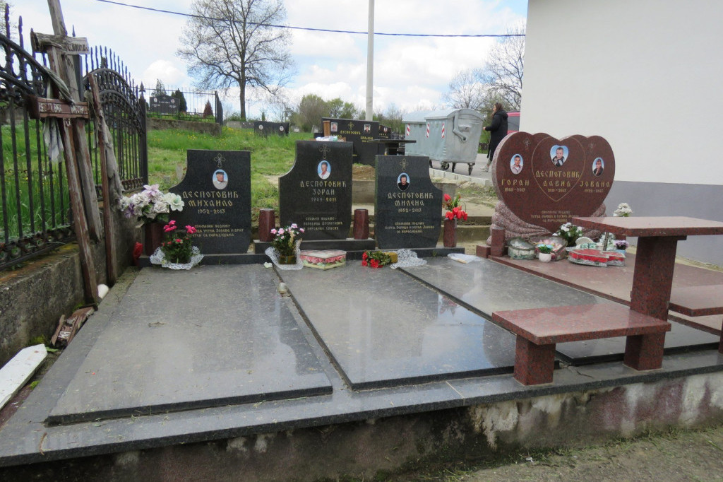 Grob porodice Despotović