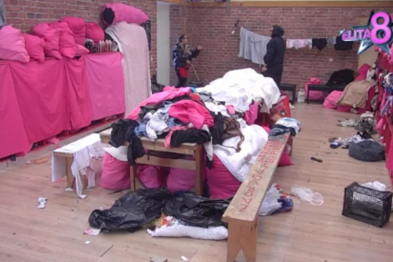 Goca Džehverović ušla u kuću