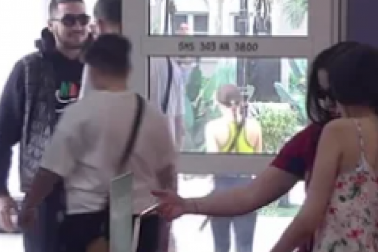 Elitari dobili poklon Velikog šefa