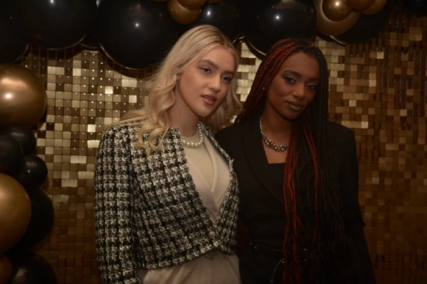 "PRETEŠKO JE BITI ČLAN URAGANKI, VRATILE BISMO KSENIJU U EKIPU...": Jovana i Sara progovorile o BIVŠIM ČLANICAMA, pa se dotakle i NJE! (VIDEO)