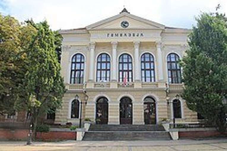 BLOKADE PADAJU KAO KULE OD KARATA! Još jedna gimnazija odlučila da se vrati nastavi!