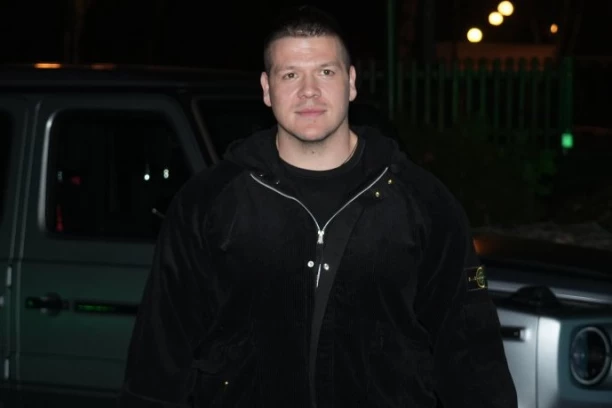 TUGA U DOMU SLOBE RADANOVIĆA: Nakon nastupa saznao za tragične vesti!