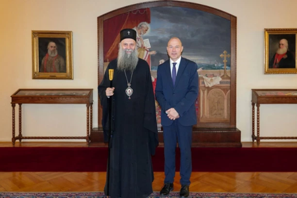 VAŽAN SUSRET KOJI POVEZUJE ISTORIJU, KULTURU I DUHOVNOST: Patrijarh Porfirije i ambasador Češke započeli novi period saradnje
