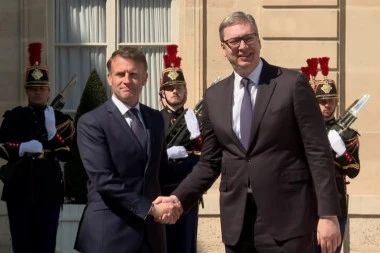 VUČIĆ DANAS NASTAVLJA POSETU PARIZU! Predsednik Srbije govori na Međunarodnom samitu o svemiru!