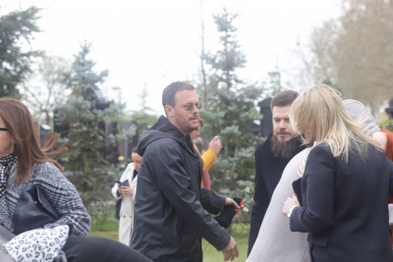 Keba i Igor Kojić na pomenu Saši Popoviću