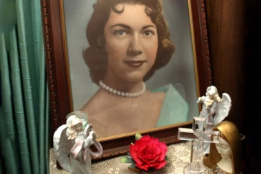 MISICA IRENA JE OTIŠLA U CRKVU DA SE ISPOVEDI - NIKADA SE VIŠE NIJE VRATILA KUĆI: Posle 4 decenije sveštenik je progovorio