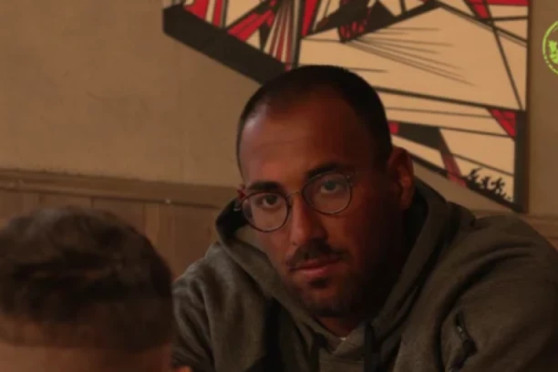 PECA PRIZNAO CELOM SVETU DA JE LUD ZA SNEŽOM: Podilaze ga žmarci od njenog DODIRA, planira da je OSVOJI kao nijedan muškarac do sad!