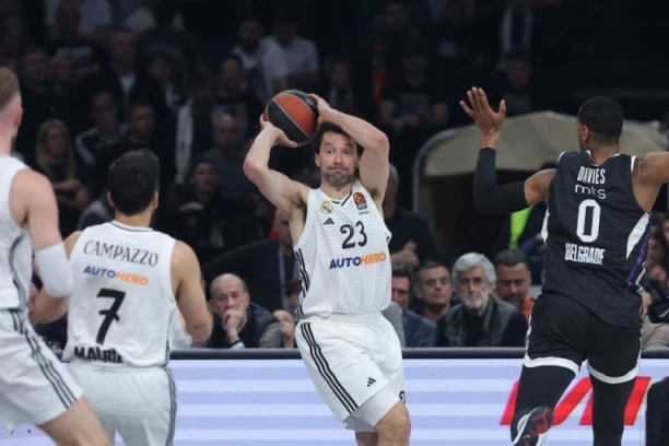 LJULJ OPET TRAŽIO TUČU: Španac udario na mladog Lakića, SUDIJE GA POMILOVALE! (VIDEO)