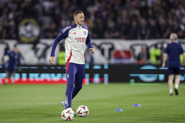 SRBIN NE ŠTEDI GOLMANA: Matić objavom o Onani pokrenuo lavinu komentara!