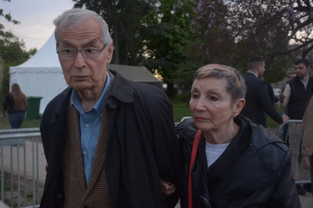 "MILOŠU PAVLOVIĆU SMO POKLONILI USTAV": Sudija Apelacionog suda u penziji ima velika očekivanja od NARODNOG SKUPA (VIDEO)