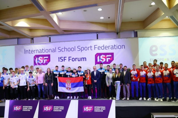 NEVEROVATNO! Srbiji tri medalje na Evropskim prvenstvima u odbojci i košarci za srednjoškolce! (FOTO GALERIJA)