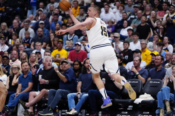 TEŽE NIJE MOGLO: Denver je živ - Jokić i Gordon trasirali put ka plej-ofu!