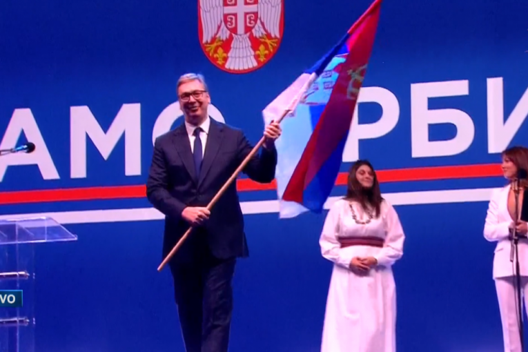 PODIGLA SE ČASNA I POŠTENA SRBIJA! Vučić: Niko neće više da trpi maltretiranje!