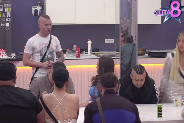 Munjez, Teodora Delić i Bebica