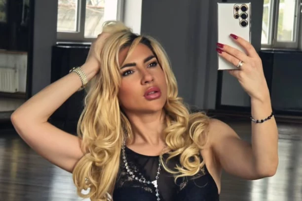 UDAJE SE JOVANA JEREMIĆ! Voditeljka objavila SREĆNE VESTI - PRVA fotka u venčanici!