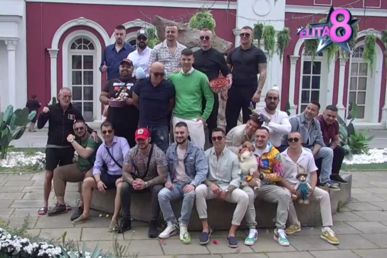 Elita 8 slikanje učesnice Vaskrs