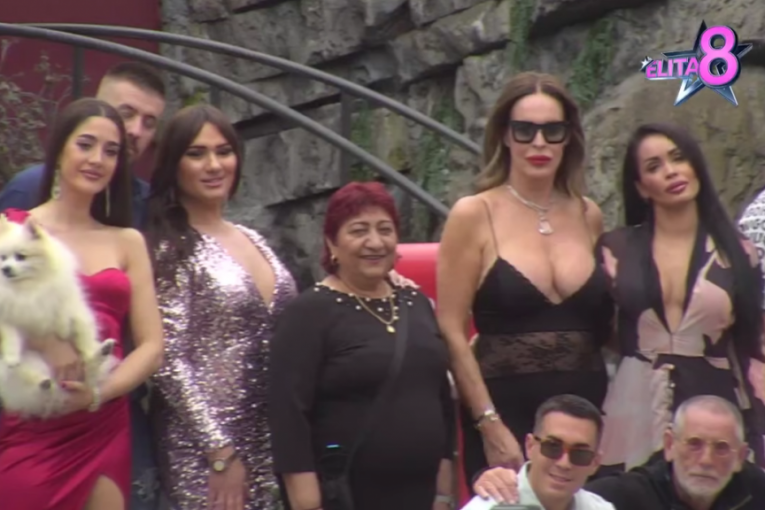 Elita 8 slikanje učesnice Vaskrs