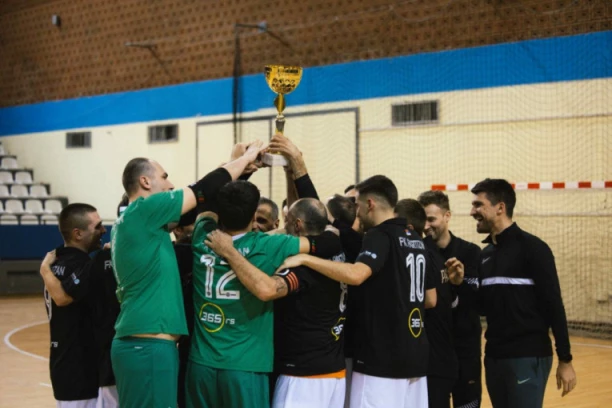 PARTIZAN JE ŠAMPION: Crno-beli osvojili trofej ključan za rast kluba