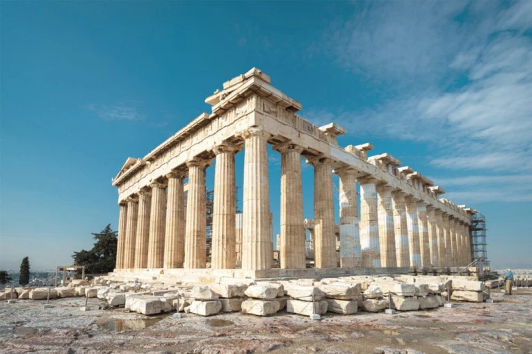 BIO JE HRAM, CRKVA I DŽAMIJA, A ENGLEZI SU GA OJADILI: Simbol Grčke krije burnu istoriju, 30 godina je bio u ruševinama kao podsetnik na opasnost