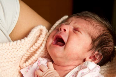 OVAKO JE MOJA BEBA IZGLEDALA PRE NEGO ŠTO JE POČELA DA POKAZUJE ZNAKE AUTIZMA: Ovaj snimak pogledalo je 5 miliona ljudi - svi vide samo jedno! (VIDEO)