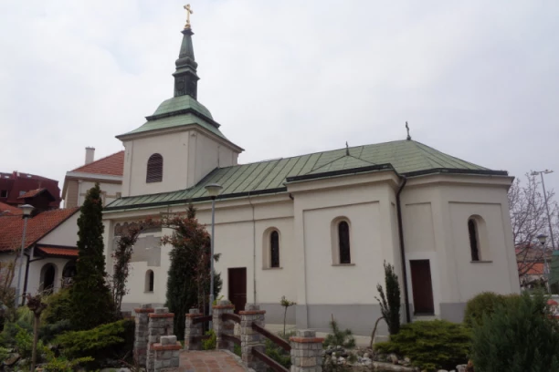 VANDALIZAM USRED SVETINJE SABLAZNIO VERNIKE: Opljačkana crkva Svetog Ilije u Beogradu na veliki pravoslavni praznik