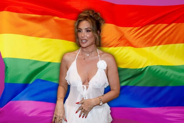 SENIDAH SE AUTOVALA! PEVAČICA JAVNO PRIZNALA LJUBAV PREMA ŽENAMA - Javnost ŠOKIRANA!