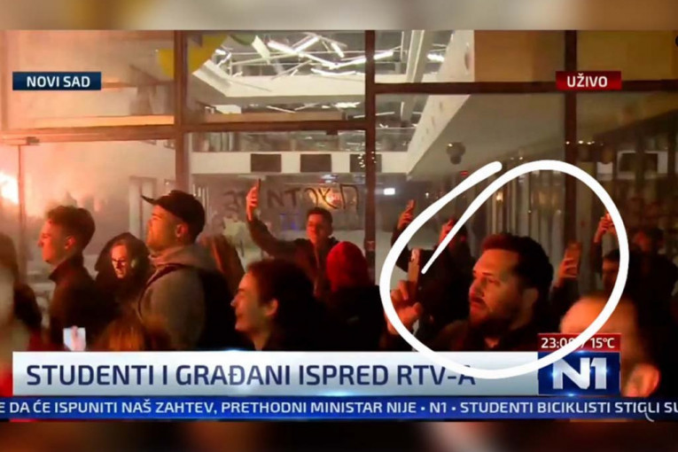 MEĐU STUDENTIMA BLOKADERIMA RTV-a I OPOZICIONI POLITIČAR I PROFESIONALNI DEMONSTRANT - MIRAN POGAČAR! (FOTO)