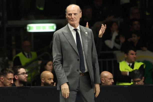 IVANOVIĆ ZASEO NA ČELO TABELE! Virtusu se nije proslavio u Evroligi, ali zato...