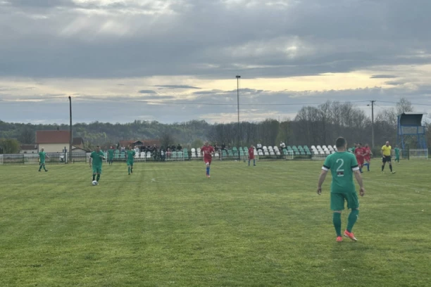 JEDNA OD BOLJIH PARTIJA BSK OVE SEZONE: Serija trijumfa Strmova je prekinuta u Brajkovcu!