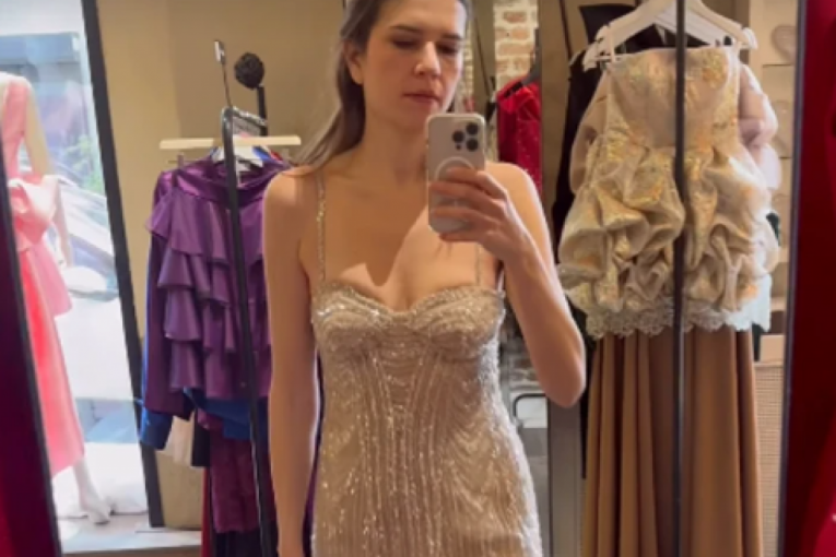 Anica Lazć Instagram