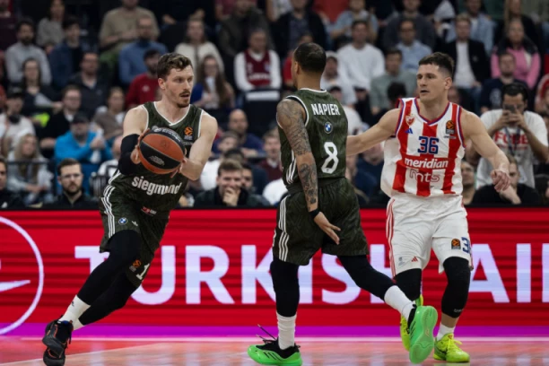 OD SJAJA DO OČAJA! Zvezda Meridianbet prosula prednost, SADA MORA DA SE JURI PREOKRET