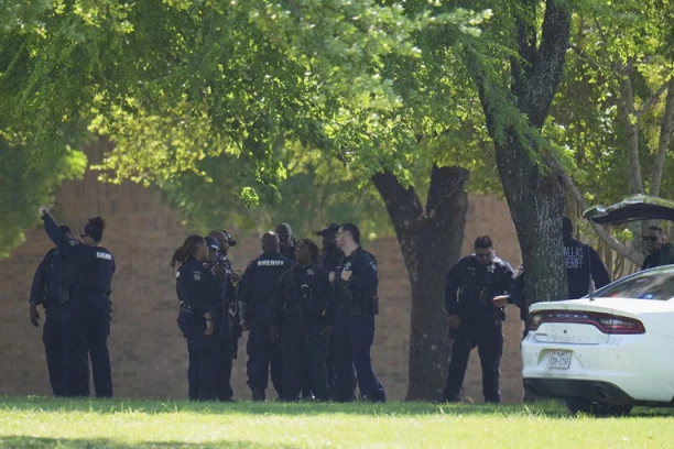 SNAJPERISTA JEDNOG UBIO, A DVOJE LJUDI RANIO: Otkriveno šta je napisao na MUNICIJI pre napada! JEZIVO! (FOTO)