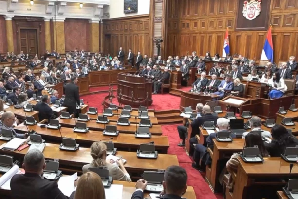 NA DNEVNOM REDU 46 TAČAKA! Danas vanredna sednica Skupštine Srbije!