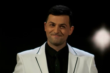 NAŠ VODITELJ NAPUŠTA SRBIJU! Hitno rasprodaje svu IMOVINU, odluku doneo preko noći!