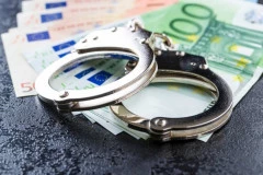 OŠTETILI BUDŽET SRBIJE ZA VIŠE OD 9 MILIONA! Velika akcija policije i Poreske uprave: Pala četvorka iz Novog Sada!