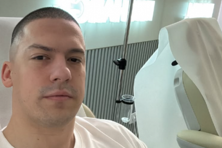 Baka Prase Instagram