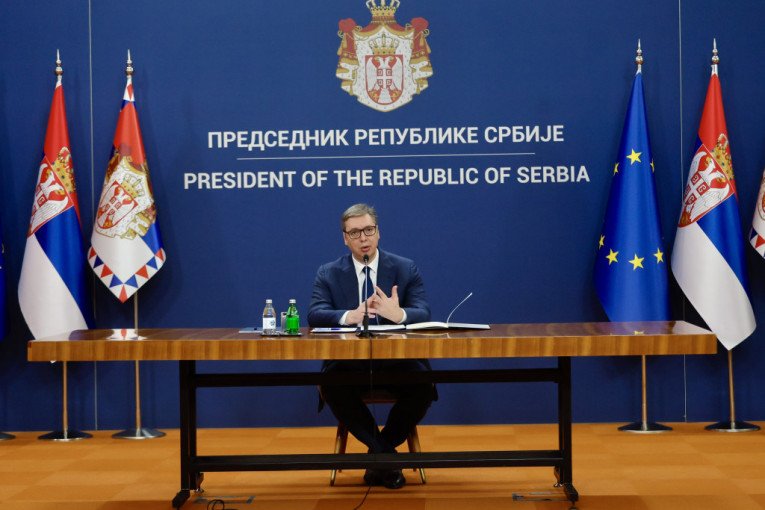 PREDSEDNIK KIPRA U POSETI SRBIJI! Ugostiće ga Vučić!