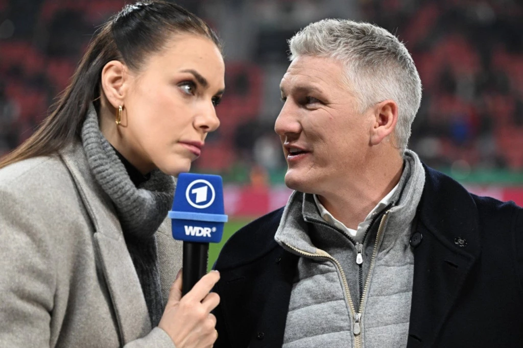 PRVA SLIKA TRUDNE ŽENE ZA KOJU SE PRIČA DA NOSI BASTIJANOVO DETE! Glasine sve jače da je ona kriva što je fudbaler ostavio Anu i troje dece! (FOTO)