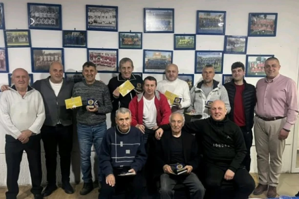 SVEČANA DODELA PLAKETA: Klub ide ka budućnosti, ali ne zaboravlja prošlost!